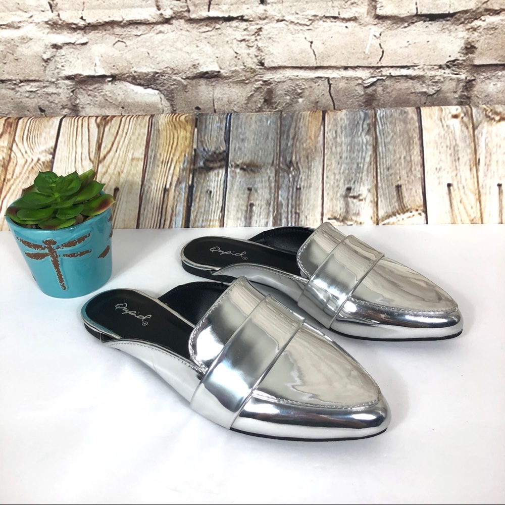 NEW Qupid Swirl Metallic loafer slides Sz 5.5